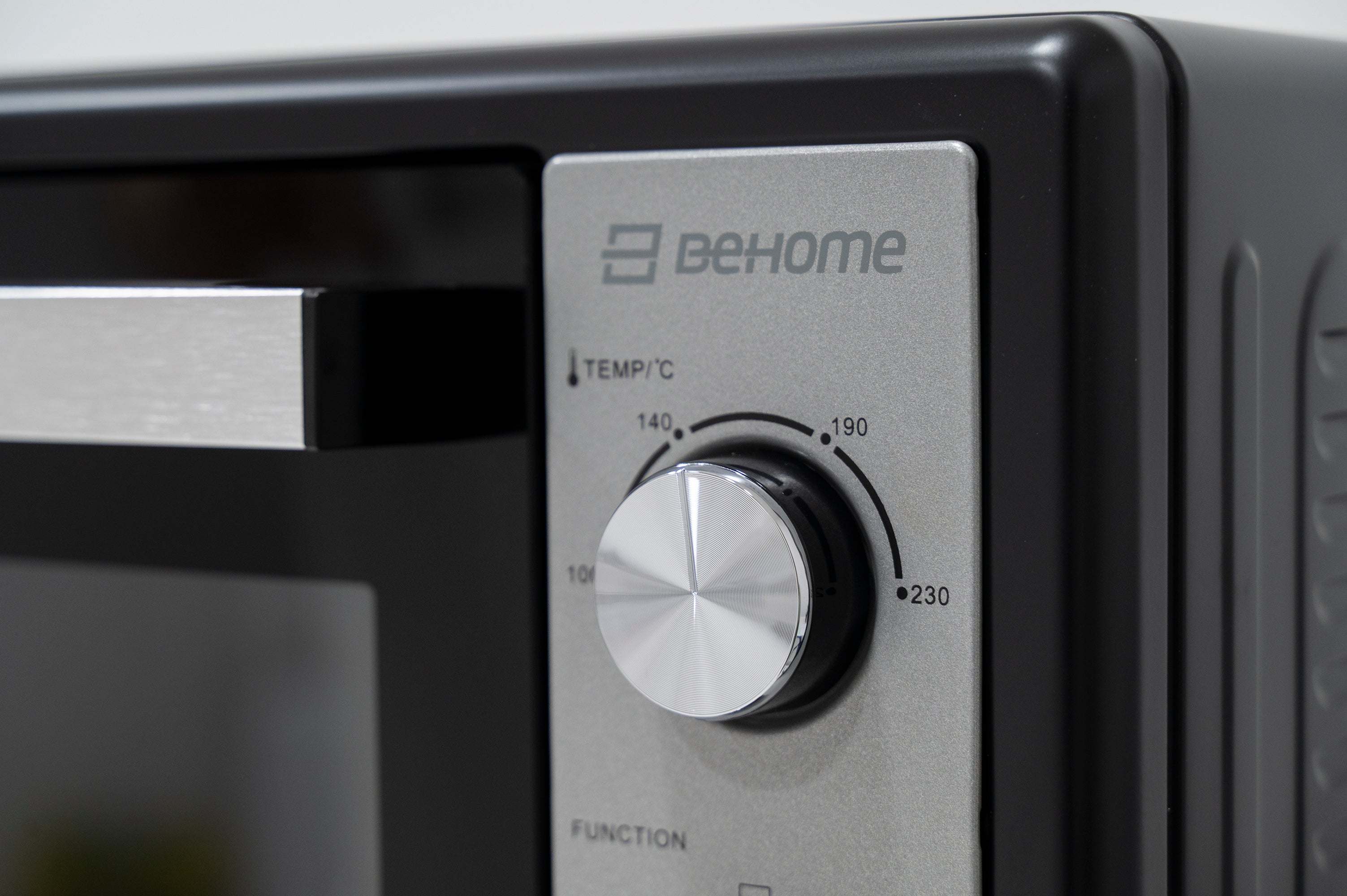 Forno Elettrico 70lt. Ventilato C/Girarrosto Behome