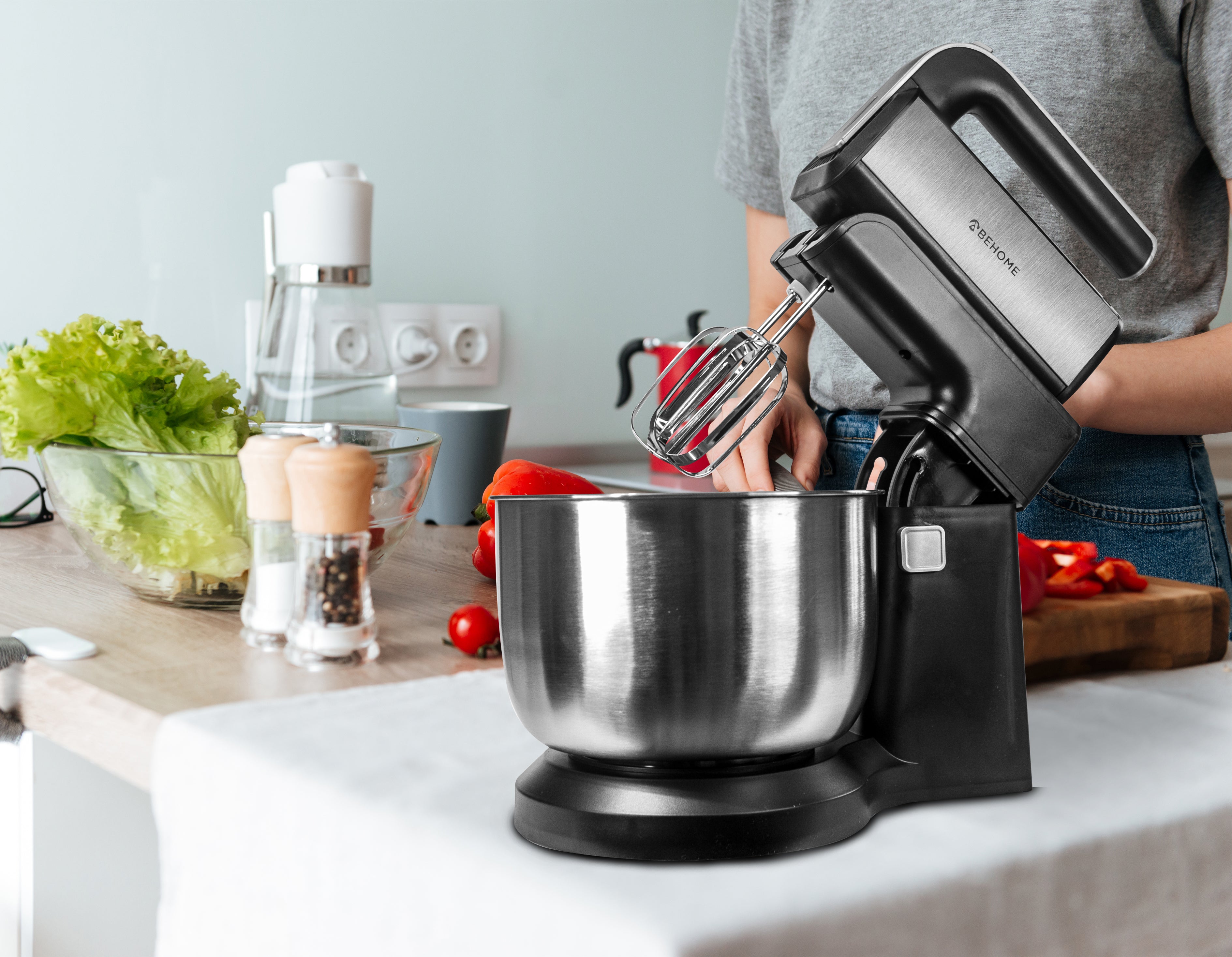 Sbattitore con ciotola 300W Behome